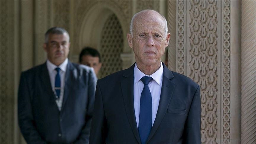 Le président tunisien Kaïs Saïed limoge le premier ministre du pays